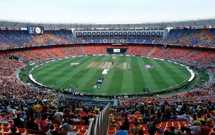 Một sân vận động bóng đá được xem là lâu đời khi nó được tổ chức rất nhiều các trận đấu, nhất là các trận cầu đinh